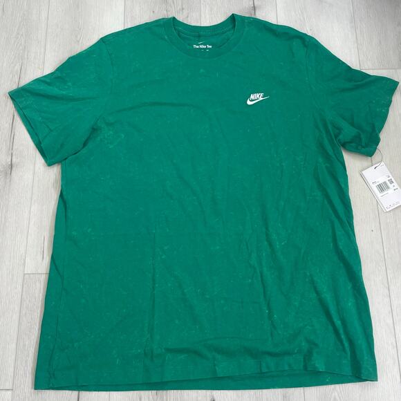 Nike The Nike Tee Shirt Men’s Size XXLarge Green SUNRUN NWT - Picture 1 of 9